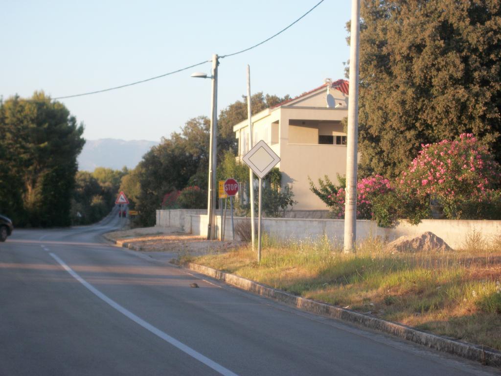 Apartments Mirjana Petrčane Dış mekan fotoğraf